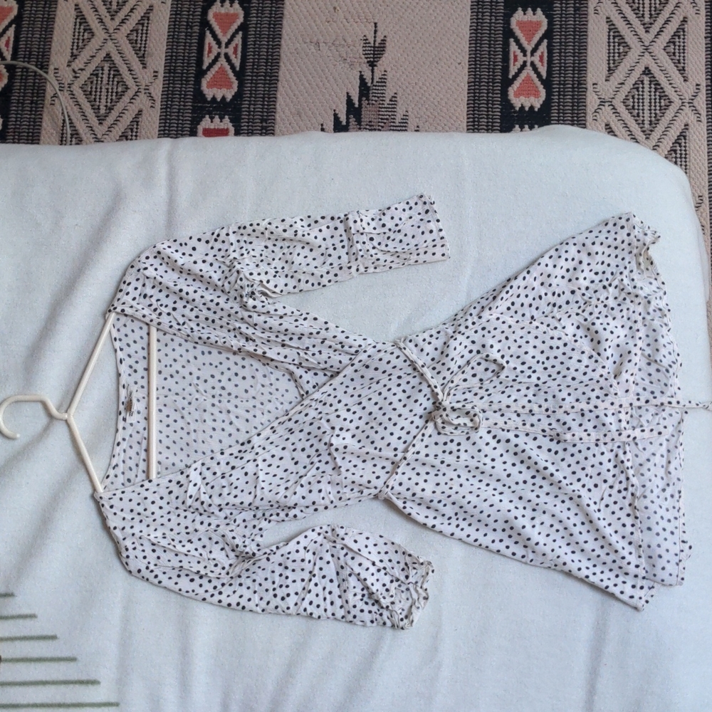 Billabong Polka dot wrap dress